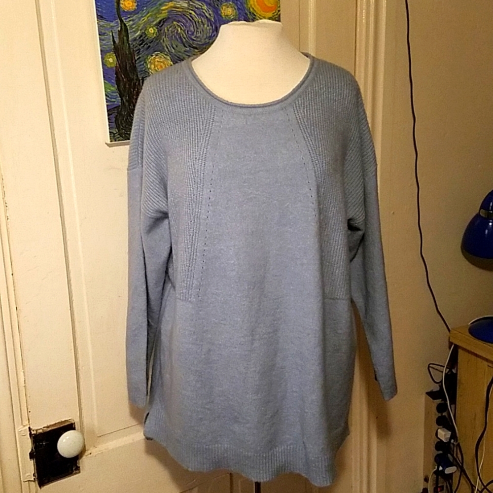 NWOT- Calvin Klein XL Baby Blue Roundneck Sweater